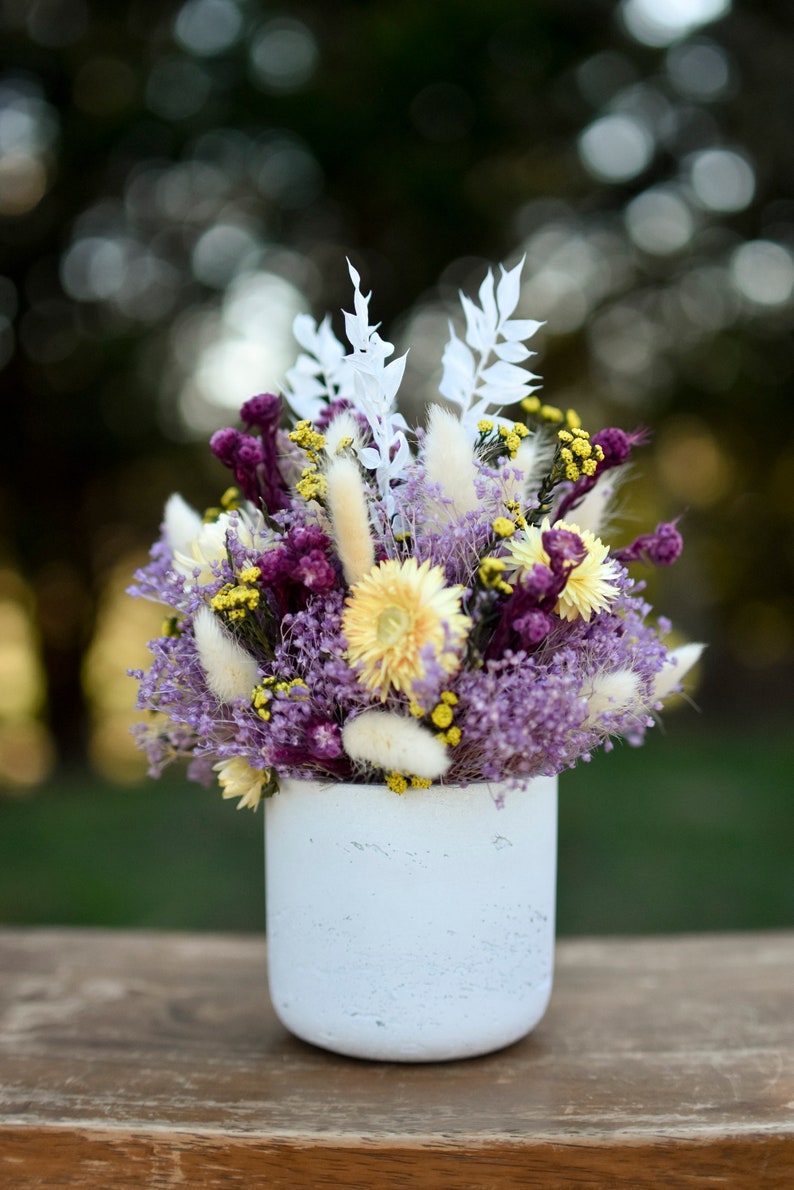 Spring lilacs floral pot, Mother's Day gift, dried flower bouquet, spring dried flowers, small arrangement, small centerpiece image 5