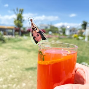 gepersonaliseerde roerstaafjes aangepaste roerstaafjes op maat gemaakte roerstaafjes voor verjaardagsdrankjes aangepaste cocktailroerstaafjes 40e 50e 60e