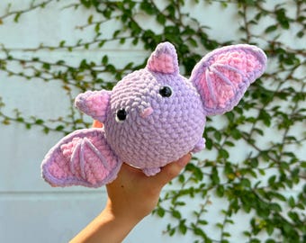 Modelli di pipistrelli all'uncinetto senza cuciture: decorazioni amigurumi per Halloween, download digitale in PDF