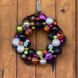 17&quot; Halloween Holiday Wreath Whimsical Decor