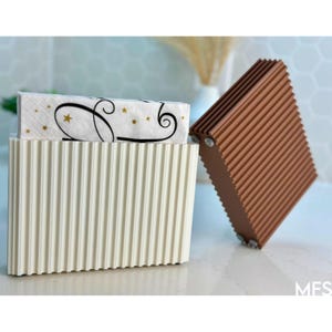 Serviettenhalter - Schlankes und modernes Design Einzigartiges minimalistisches Dekor für die Küche, minimales Design, Tischdekor für zu Hause Für Servietten von 16,5 cm x 16,5 cm