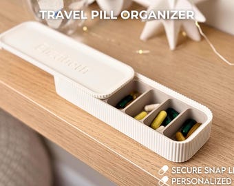 Organizador de pastillas semanal personalizado / Pastillero de 7 compartimentos para mañana y noche / Estuche de medicamentos de viaje / Organizador de vitaminas personalizado / Tamaño mediano