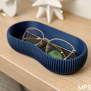 Bandeja apilable para gafas de sol/gafas / Organizador minimalista con forro de fieltro / Solución de almacenamiento moderna