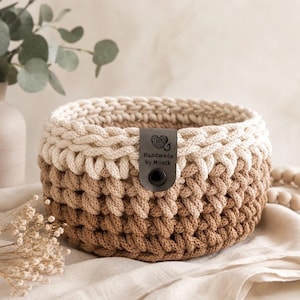 Handmade storage basket made of cotton cord with a wooden base | Crocheted basket | Organizer for bathroom & living room | Scandinavian home decor
