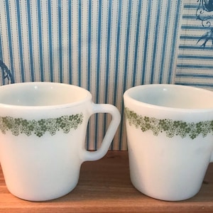 Vintage Early 1970s Pyrex Spring Blossom Green Milk Glass Mugs – Set of 2 – Crazy Daisy