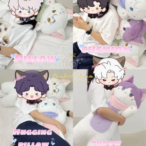 Op de afbeelding: Een collectie pluche kussens in de vorm van een kat in wit en paars, met geborduurde gezichtsdetails, roze binnenoren en pootaccenten. De afbeeldingen bevatten de tekstoverlays PILLOW, CUSHION, HUGGING PILLOW en THROW PILLOW.