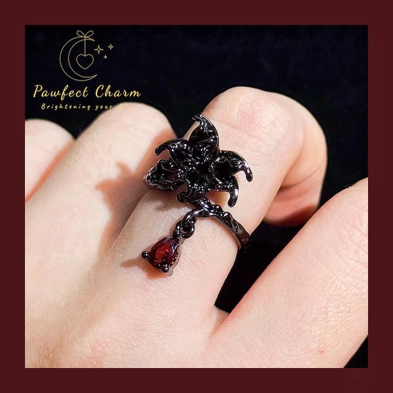 Sylus Black Datura Ring With Red Zircon Stone - Love and Deepspace 