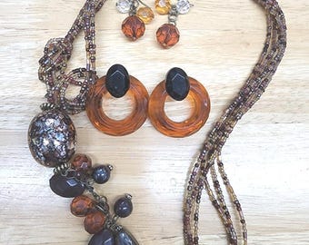 3 brown glass plastic bead post dangel earrings beaded necklace 2000s vintage costume jewelry lot