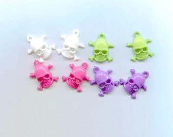 8 acrylic plastic skull cross bones pirate charms mixed colors 17mm x 20mm jewelry supplies