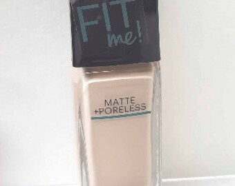 Maybelline Fit Me Matte liquid foundation makeup poorless, normal to oily, fair ivory 105