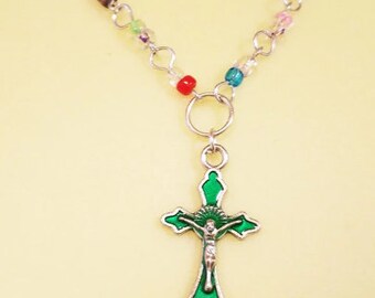 green cross glass beads necklace, glass seed beads,  crucifix charm, cross pendant, glass beaded jewelry, religious