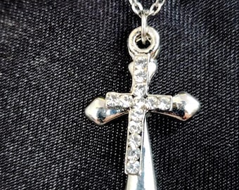 silver crystal cross pendant necklace silver plated dainty chain minimal jewelry