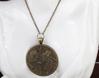 bronze gold tone metal Paris France Eiffel tower pendant NECKLACE wonders of the world chain jewelry