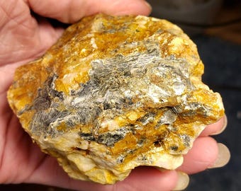 Quartz crystal Rock, nugget stone, gemstone, Montana, 10 oz raw quartzite, wiccan, minerals, fish tank aquarium, terrarium