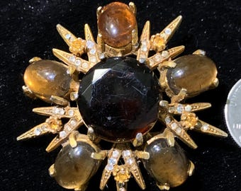 Vintage Unsigned ART or Florenza Amber & Citrine Color Cut Glass and Cabochon Gold Tone Maltese Cross Regal Brooch