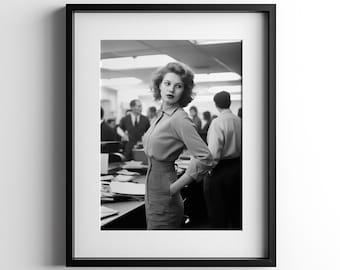 Girl Boss Print, Woman at Work Wall Art, Retro Poster, Feminist Art, Feminism Artwork, Vintage Decor, Strong Women Decor, Digital Download