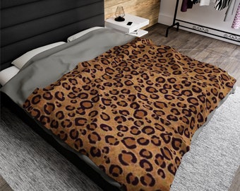 Velveteen Plush Blanket, cheetah print, animal print holiday gift, gift for her, home accessories, bedroom decor, 3 sizes