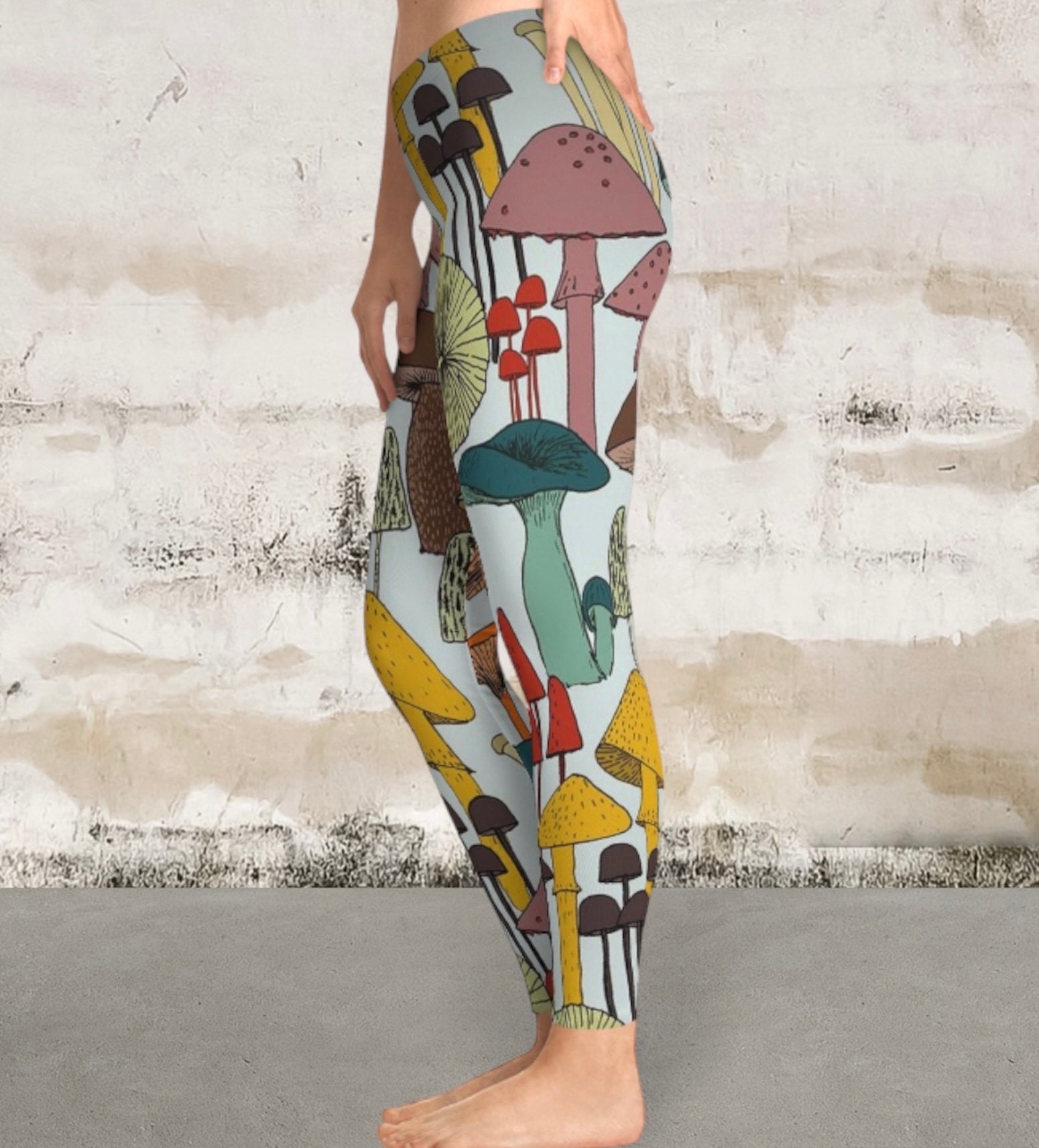 Avia Women's Active Fashion Capri Leggings 