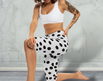 Womens dots Capri Leggings, ladies capris, yoga pants, ladies athleisure, workout gear, polka dot pattern, ladies casual wear