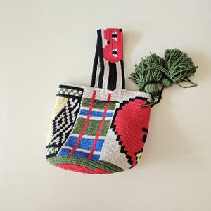 Heartitude Mochila Wayuu DIY bag tapestry crochet bucket bag colorful design digital PDF pattern for instant download