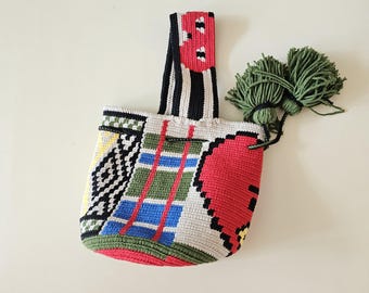 Heartitude Mochila Bag Crochet Pattern: Wayuu Style Tapestry Design (PDF Pattern