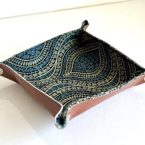 Storage Tray| Ring Dish| Catchall Tray| Accessories Tray| Snap Tray| Collapsible Tray| House Gift| Him or Her Gift| Travel Organizer|