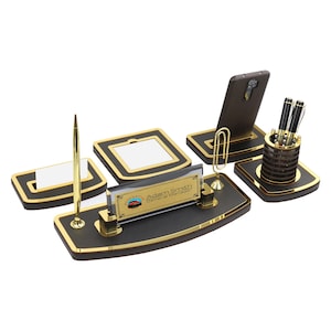 Personalisiertes Luxus Schreibtisch-Namensschild-Set | Schwarzes Leder Schreibtisch Namensschild mit Stift und Kartenhalter, benutzerdefinierte Schreibtisch Namensschild, Schreibtischschild