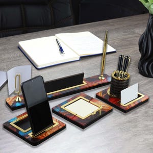 Personalisierte Holz Schreibtisch Namensteller | Gemustertes Holzschreibtisch-Namensschild mit Stift und Kartenhalter, benutzerdefinierte Schreibtischzubehör, Schreibtischschild
