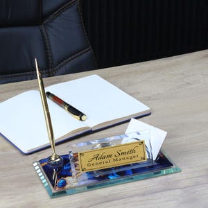 Plaque nominative de bureau personnalisée | Plaque signalétique de bureau en verre avec horloge, stylo et porte-cartes, plaque signalétique de bureau personnalisée, enseigne de bureau