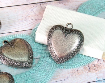 Set of 2 Silver Heart Pendants, Sterling Silver plated base setting pendant, engraved ornament frame, size 32x36 mm with rustic oxidized