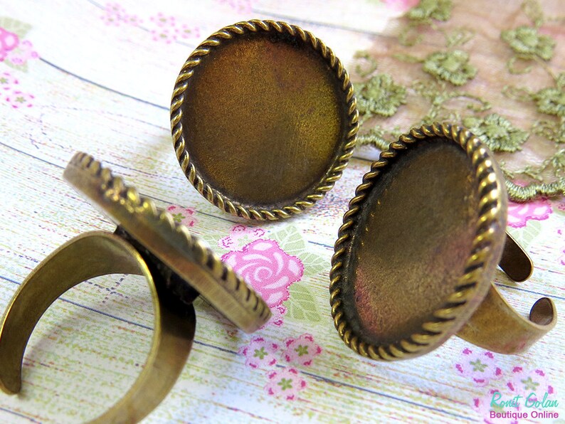 Set of 5 Round Brass Bronze Ring Blank base setting for 25 mm, 1 inch cab, Adjustable wide band, oxidized rustic, Statement ring bezel tray Bild 3