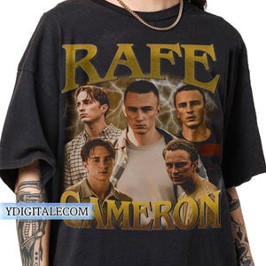 Vintage 90er Jahre Grafikstil Rafe Cameron T-Shirt, Rafe Cameron Grafik-Sweatshirt, Outer Banks Geschenke für Mann und Frau Unisex T-Shirt
