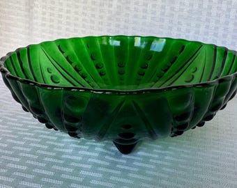 Vintage Anchor Hocking Forest Green Glass Bowl Burple Pattern, Mid Century  3 Footed Emerald Green Serving Bowl, 1950s Berwick Glassware