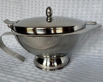 Vintage OGGI Insulated Stainless Steel Gravy Boat with Hinged Lid, Double Wall Sauce Server, Thanksgiving & Holiday Tableware, Retro Kitchen