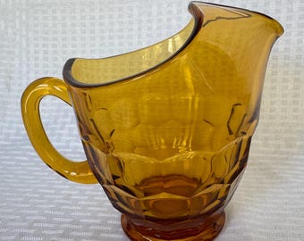 Vintage Amber Glass Pitcher Honeycomb Pattern, Mid Century Footed Water Pitcher with Ice Lip, Retro Anchor Hocking Topaz Glass Drinkware