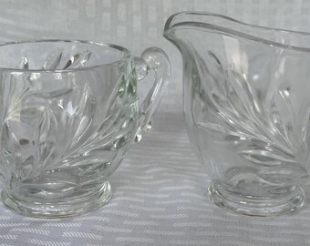 Vintage Indiana Glass Willow Pattern Creamer & Sugar Bowl