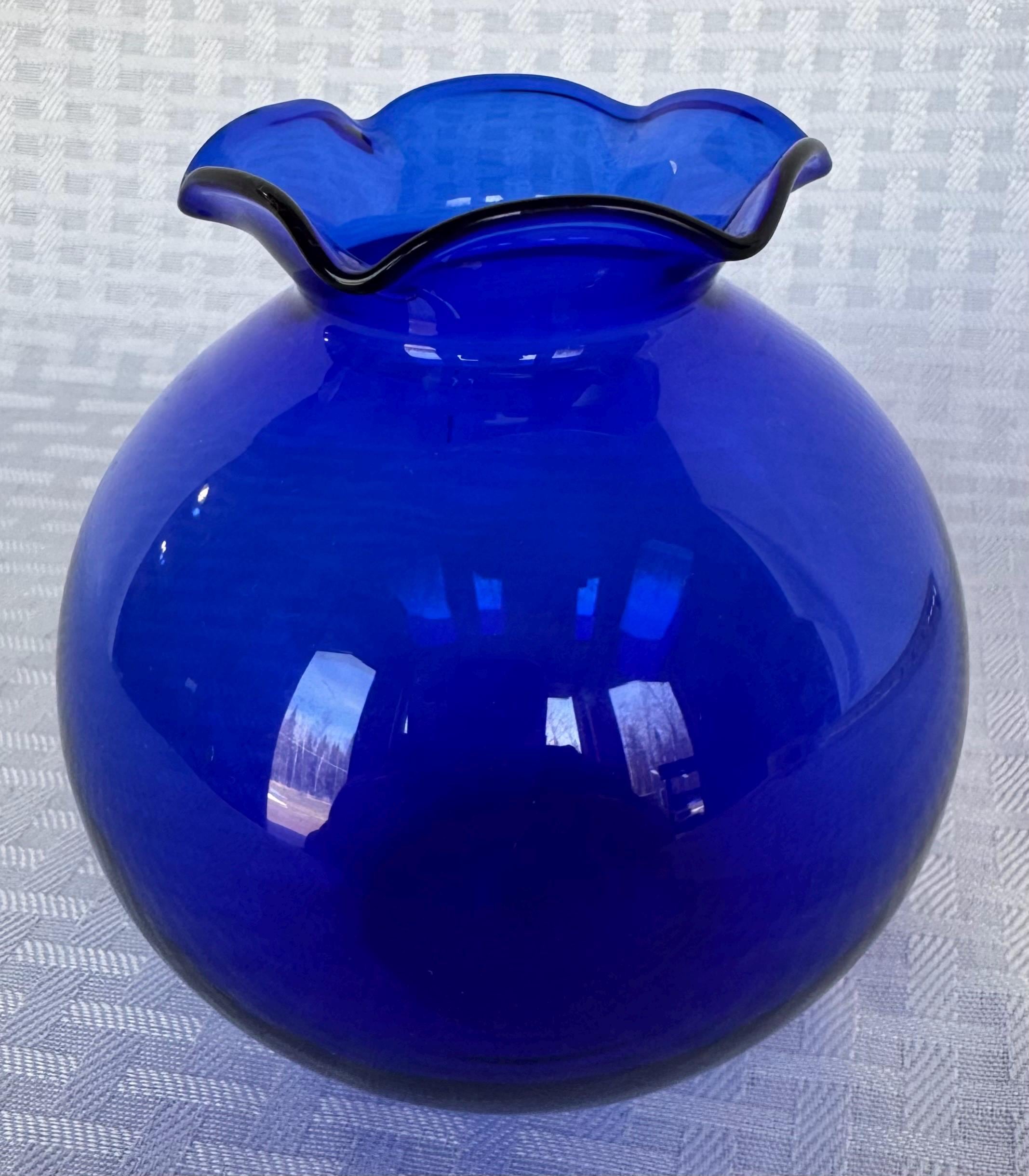 Vintage Blue Glass Flower Vase - Etsy