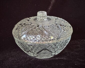 Vintage Pressed Glass Candy Dish with Lid Hearts and Roses Pattern Clear Glass Trinket Bowl Mid Century Retro Decor FNG KIG Indonesia Gift