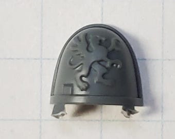 40k Space Marine Bits OOP Deathwatch Veterans Shoulder Pad Howling Griffon #98