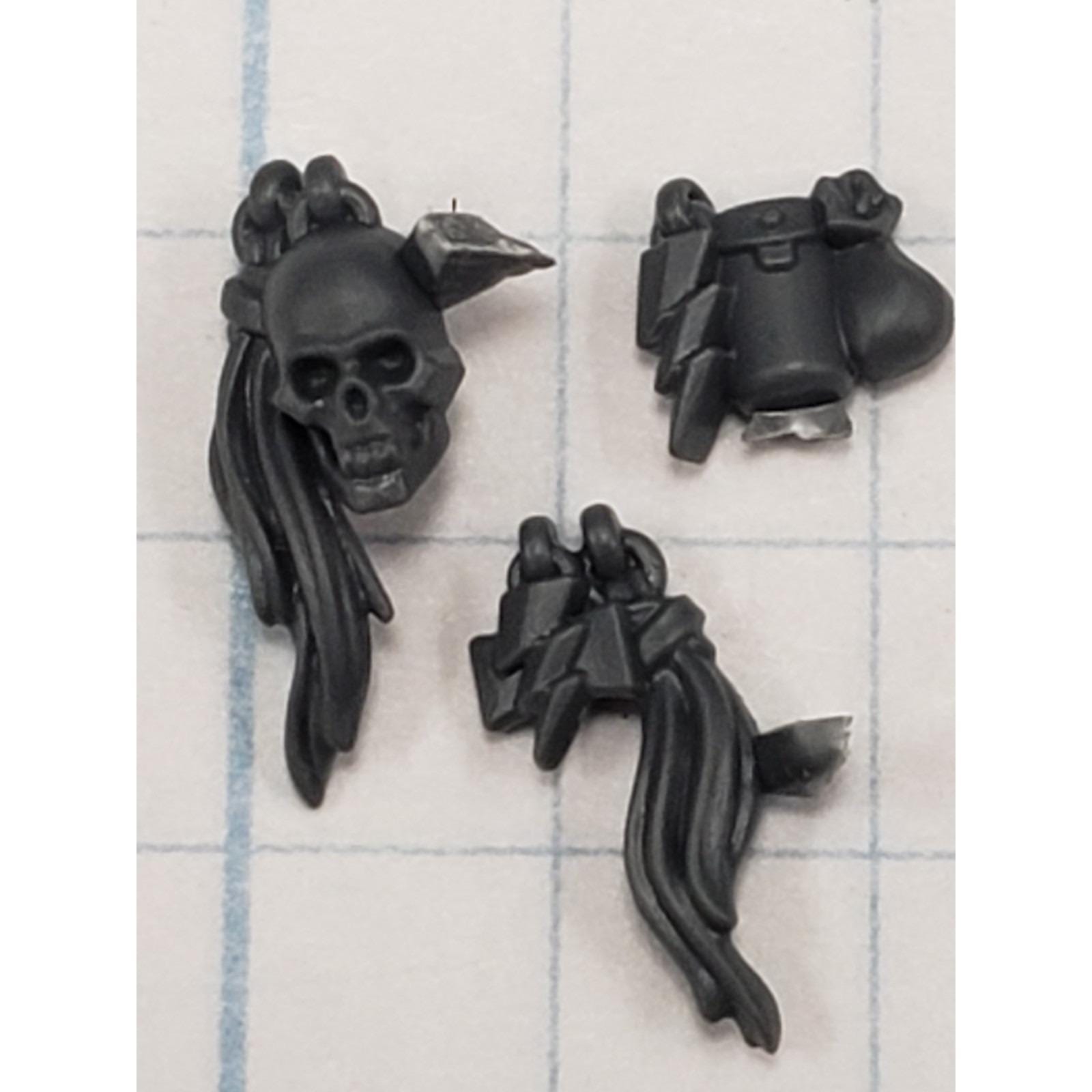Scari Force Weapons Set / スカル 骸骨 40k White Scars Bits Primaris Upgrade Trophy Skull Scalps Pouch