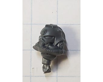 Warhammer 40K Space Marine Bits – Heavy Intercessor Gravis Armor Scarred Sgt Bare Heads Set