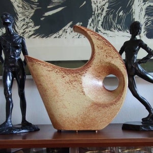 MODERNIST Sculptural Italian McM Ceramic Vase for BERTONCELLO Ceramiche in Schiavon Italy numbered  Tobacco screziato