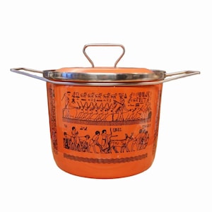 Siltal (Italia) Esmalte Large Stockpot Round Sauce / Jeroglíficos egipcios / Diseñado por Carla Agnelli Flame Orange