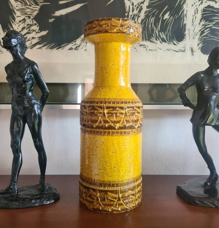 Vintage SIC CARUSO Fat Lava Mid Century Modern Italian pottery Made in Italy Tall gloss yellow brutalist Vase
