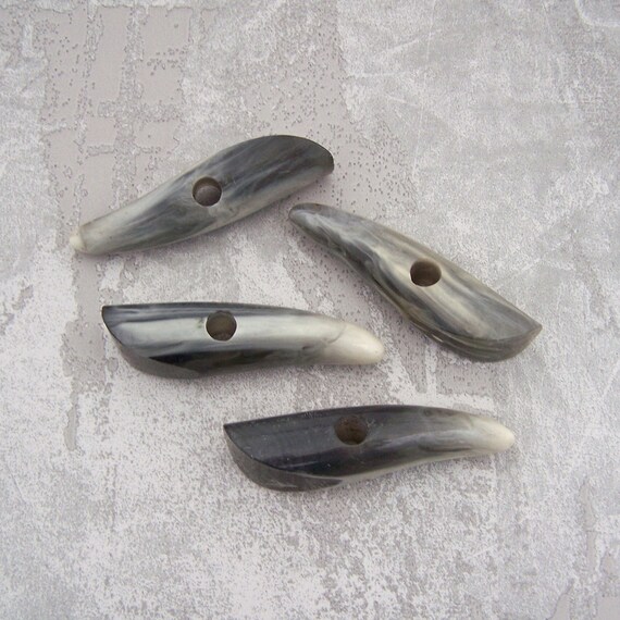 10 x 45mm Large Horn Imitation Toggle Buttons