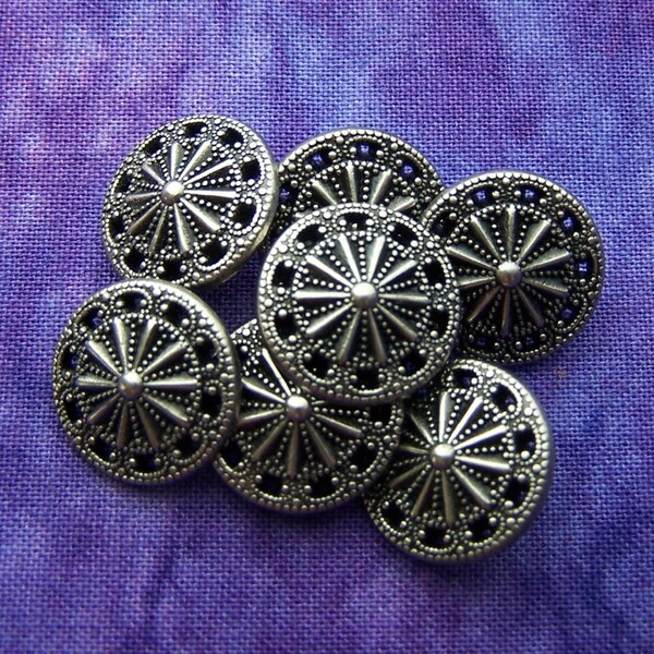 Silver Twinkle Buttons, 15mm 5/8 inch - 7 VTG NOS Pierced Victorian-Inspired Antiqued Silver-Tone Starburst Metal Shank Buttons MT048 - SALE