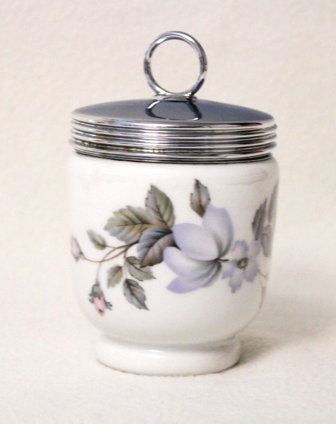 ヴィンテージ ロイヤルウースター磁器製エッグコドラー：6月の