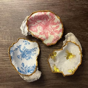 Handmade Coastal Oyster Shell Jewelry Dish – Coastal Ring Holder, Beachy Trinket Tray