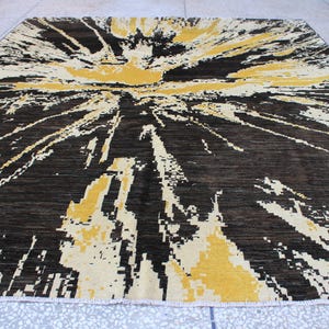 ハンドメイドのアフガニスタンウールラグ：マルチカラーの芸術的な