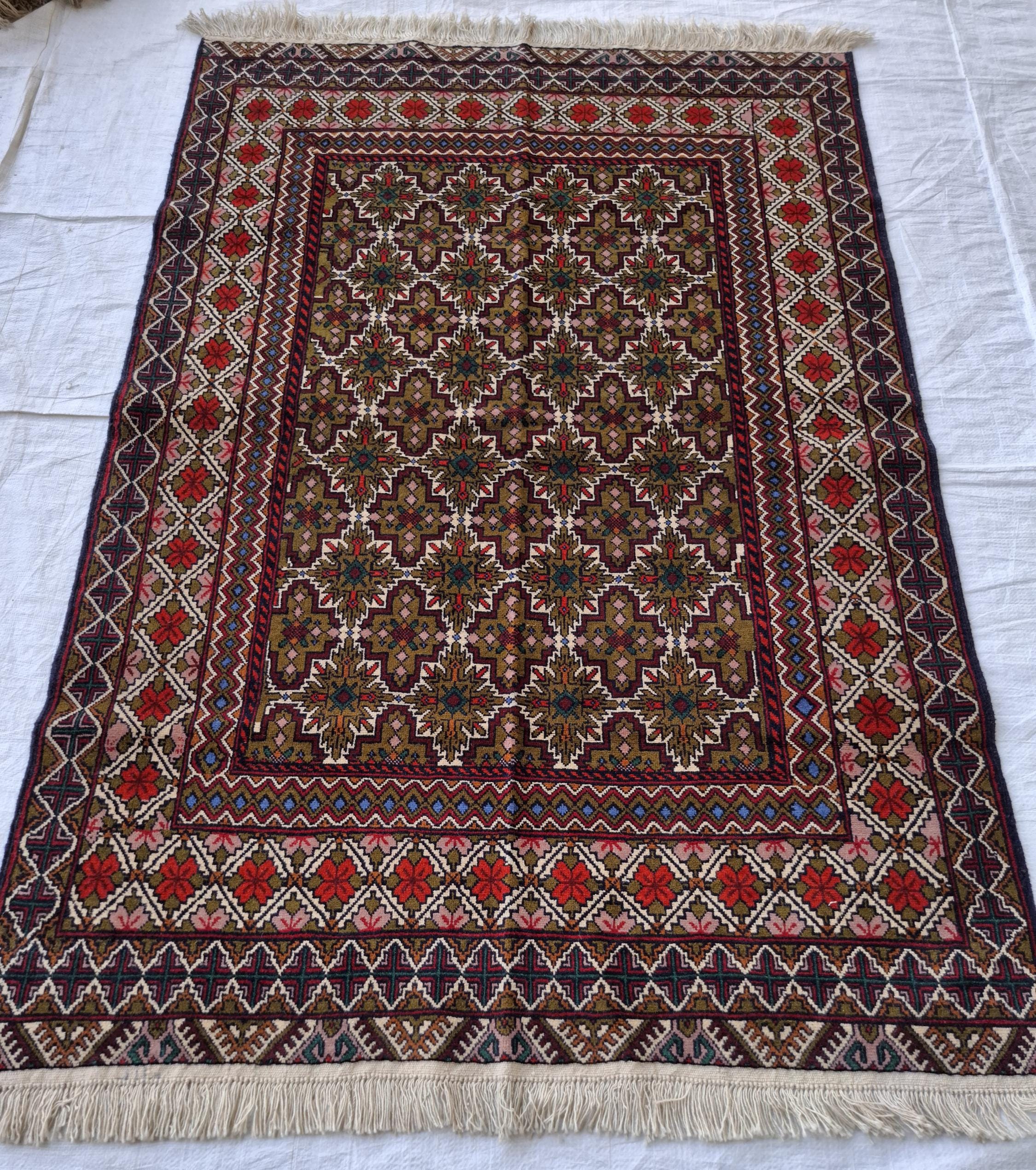 ヴィンテージ アフガン ラグ: 4x6 ブラウン トルクメンウール、手織り